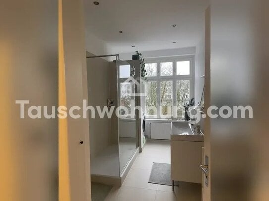 [TAUSCHWOHNUNG] Schöne, sanierte 2-Zimmer-Altbauwohnung mit Balkon