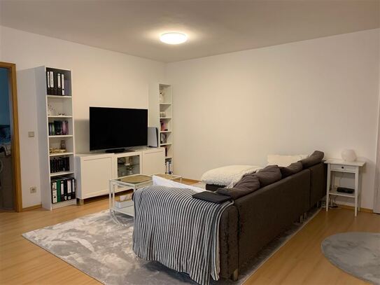 Leerstehende 2 Zimmer Wohnung mit Balkon und TG-Stellplatz