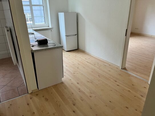 Helle 2-Raum-Wohnung mit ablösefreier Einbauküche!