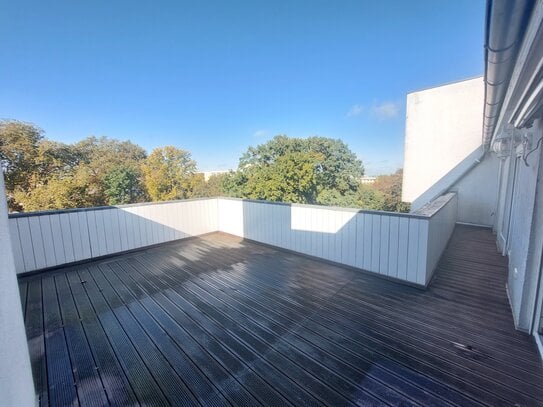 Über den Dächern von Cottbus wohnen: Penthouse-Wohnung mit Balkon & großer Terrasse zu verkaufen!