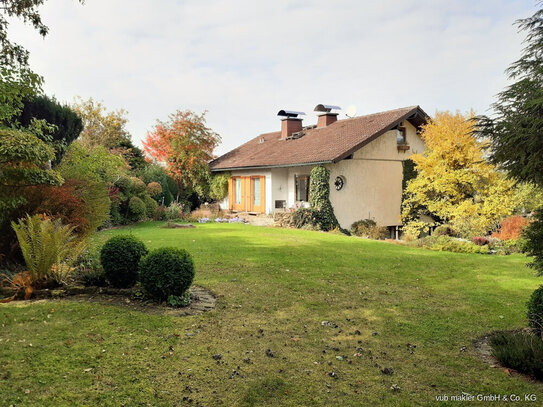 Die Wohnfühloase für Ihre Familie. Naturnahes Einfamilienhaus mit Gartenparadies