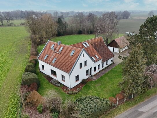 Entfliehen Sie dem Alltag - Ihr Landhaus im Grünen wartet!