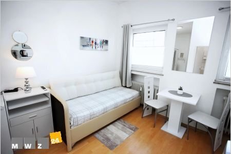 Komplett Möbliert/Furnished Accommodation in: Friedrichstadt. Single-Apartment im Zentrum von