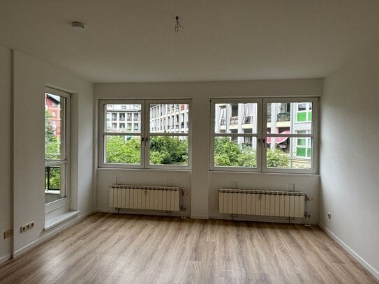 Kleine Familienwohnung mit Balkon und Einbauküche!