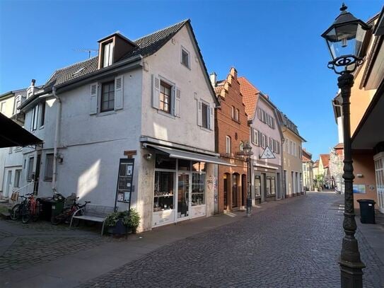 Mitten in der Fußgängerzone von Ettlingen