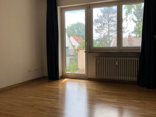 schöne 1 Zimmer-Wohnung mit Balkon in Nürnberg Unterbürg/Ebensee