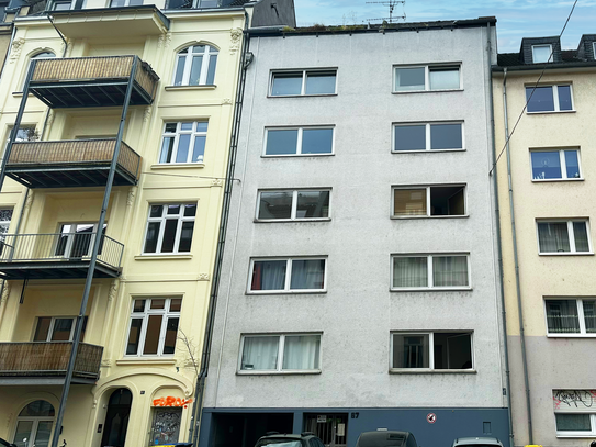 Attraktive Zwei-Zimmer-Wohnung mit Balkon in Neustadt-Süd, in direkter Nähe zur Universität