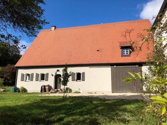 2 Häuser mit großzügigen Grundstück, Scheunen, Ställen und Obstbaumbestand (provisionsfrei)