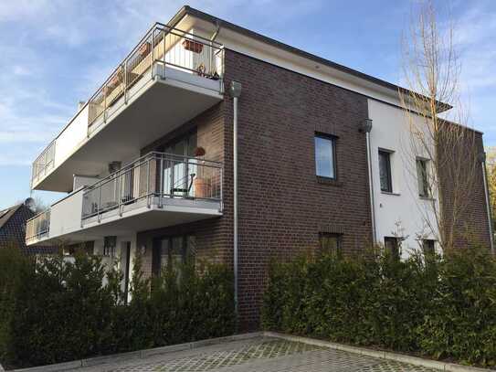 Moderne 3 Zimmer Wohnung mit Balkon und PKW-Stellplatz in 26121 Oldenburg-Bürgerfelde