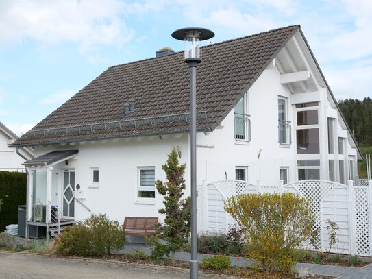 Richtig schickes Einfamilienhaus TOP Zustand