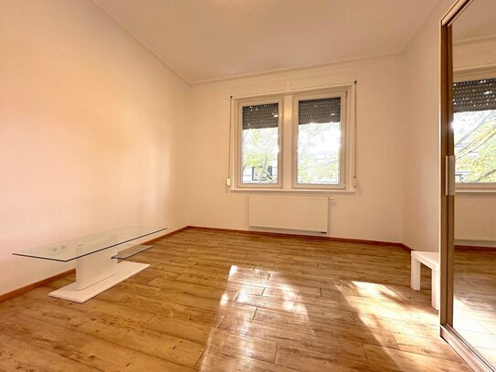 Helle 3-Zimmer-Wohnung mit EBK und Altbaucharme