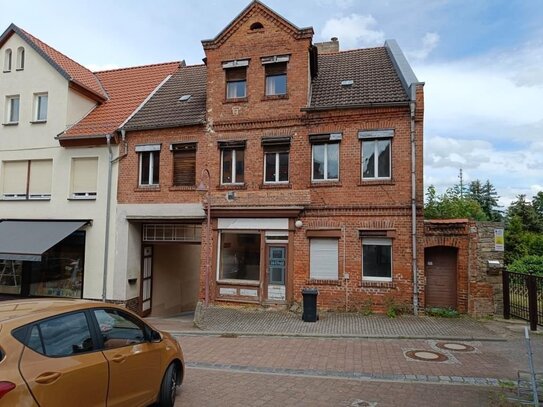 Mehrfamilienhaus im Stadtzentrum