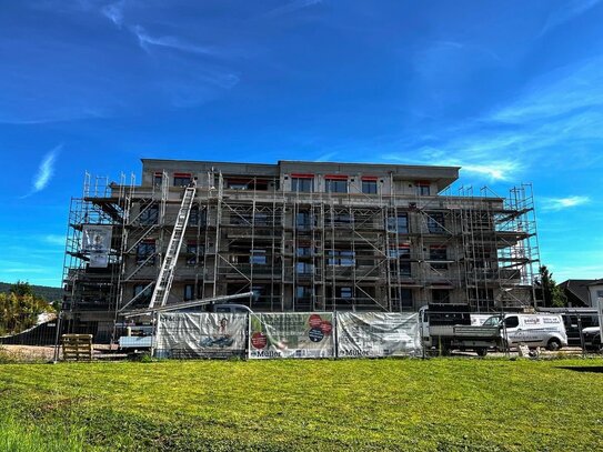 Sehr schöne Zweizimmerwohnung im klimafreundlichen Neubau inkl. Balkon und 2 Außenstellplätze