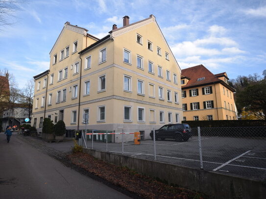 Ravensburg - Südlicher Marienplatz Start-up-Büro im historischen "Schweizer-Hof"