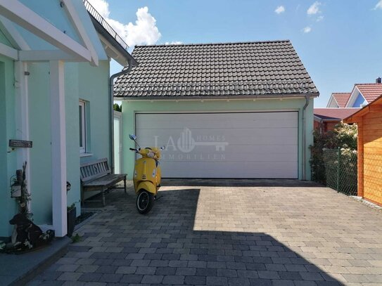 Traumhaftes Einfamilienhaus mit Doppelgarage in idyllischer Lage in Hurlach !