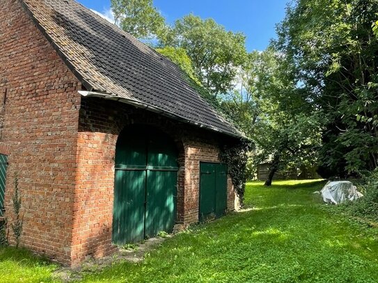 100 Jahre alte, traumhaft gelegene Wassermühle ohne Denkmalschutz - umbaubar zum Wohnhaus (Baugenehmigung liegt bereits…