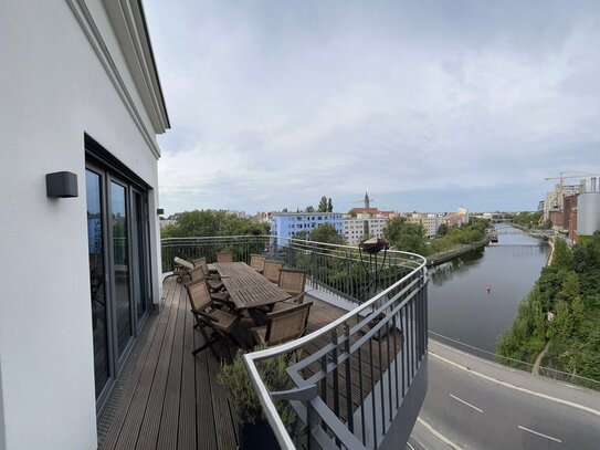 Exklusiver Ausblick über die Spree in Ihrem Penthouse über 2 Etage im DG *Aufzug *Kamin *Klimaanlage