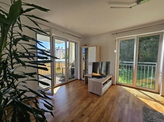 Rendite 2,65%!Vermietete 3-Zi.-Whg. mit Einbaukü., Balkon fußläufig zur Altstadt, zw. Altstadt u. Uni