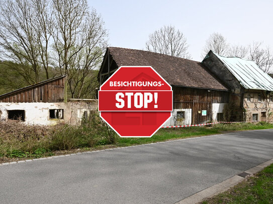 Denkmalgeschütztes Fachwerkhaus mit Nebengebäude in Holnstein bei Berching