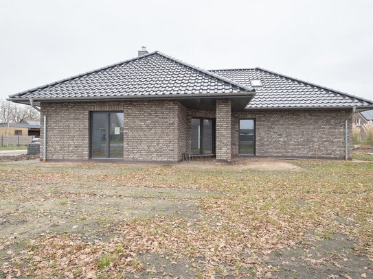 Modernes Wohnen trifft Individualität - Ihr Neubau-Bungalow Am Osterbruch!