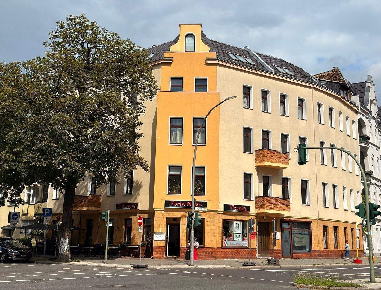 Altberliner Stuckaltbau, 1. OG, Familienwohnung, vollsaniert am Volkspark Steglitz - Foto 1