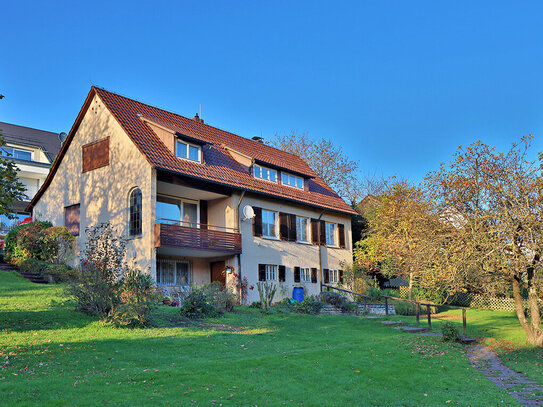 Familienidyll im Grünen mit großzügigem Einfamilienhaus und Fernsicht