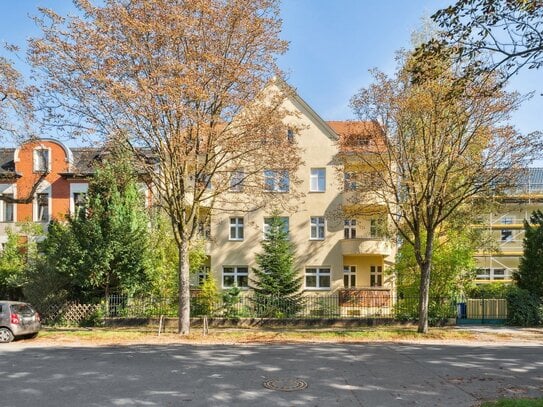 Dachrohling mit Baugenehmigung für ca. 240 m² Wohnfläche in Lichterfelde