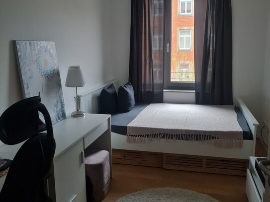 NEUBAU | Helle großzügige 4-Zimmer-Wohnung mit Balkon