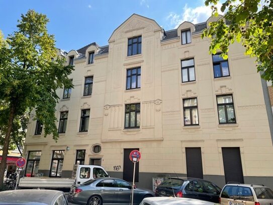 Großzügige Maisonette-Wohnung in Altbau