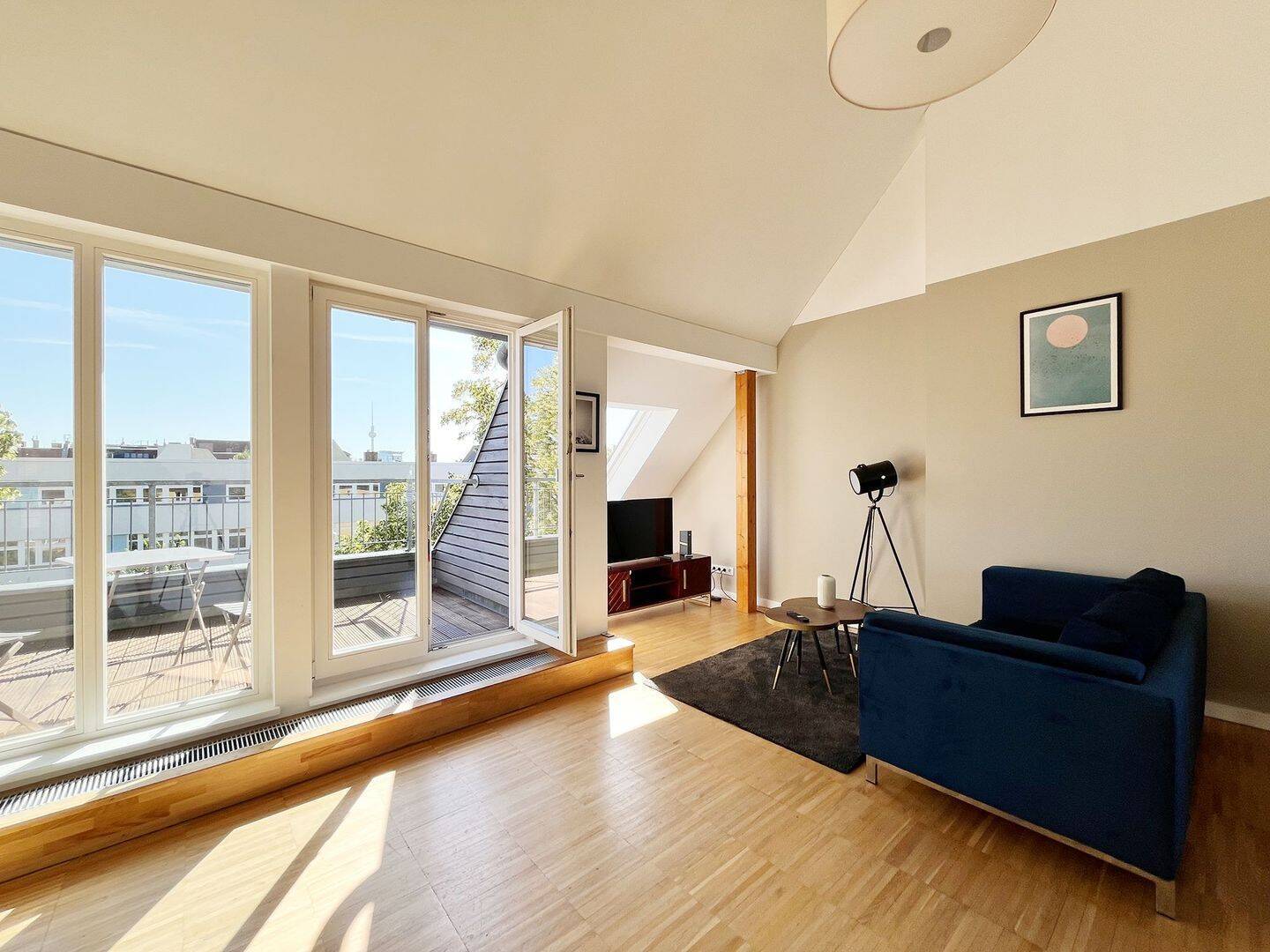 sonnige Dachgeschosswohnung im Bötzowviertel - sunny penthouse in Bötzowkiez - Photo 1