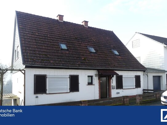 Einfamilienhaus mit Doppelgarage in Breidenbach zu verkaufen!