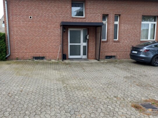 Schöne 3 Zimmer-Wohnung mit Altbau-Charme sucht Mieter