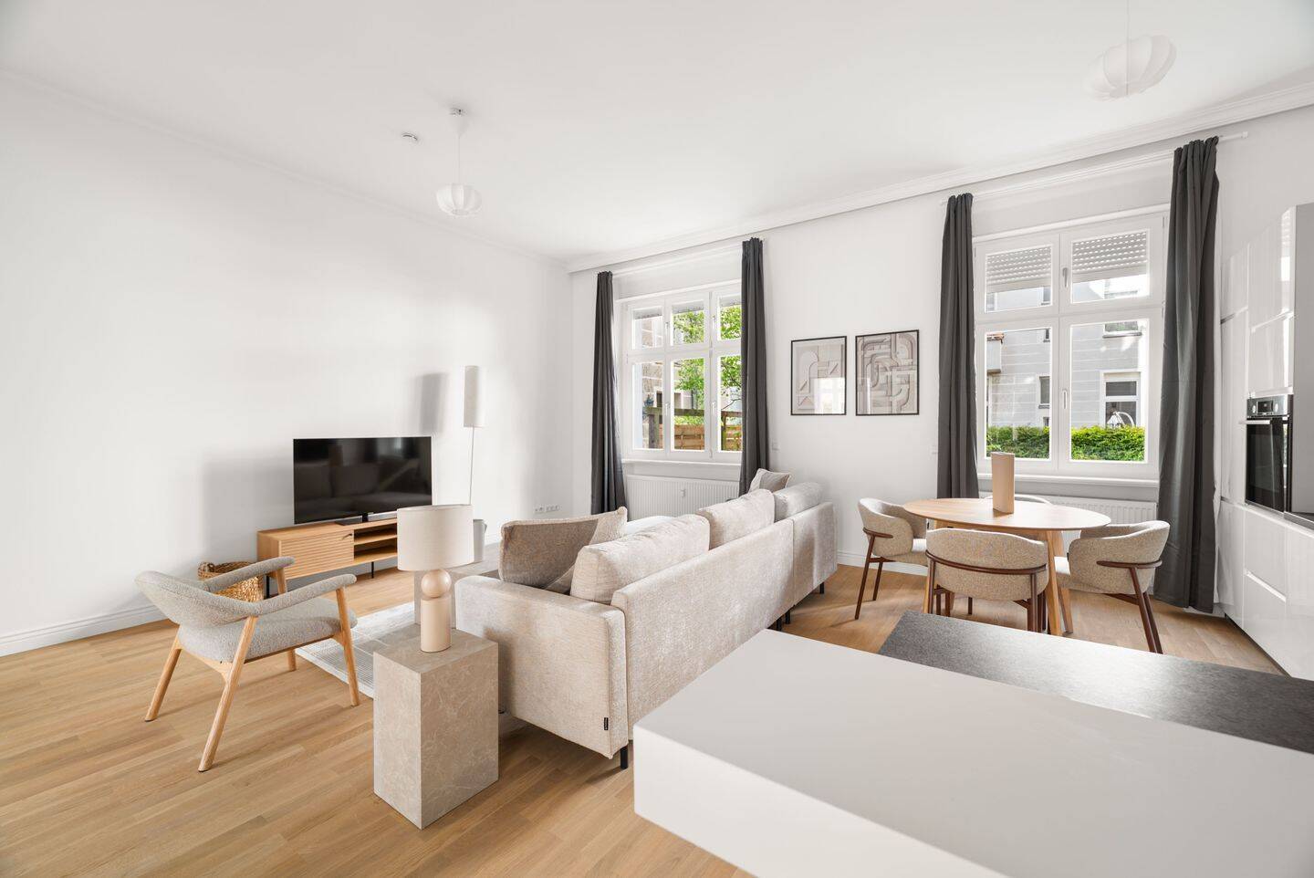 Stilvolle 3-Zimmer Wohnung in Steglitz - voll möbliert - Foto 1