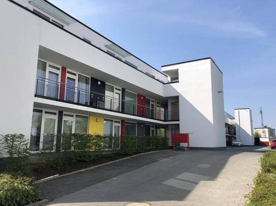 Moderne und schöne 1 Zimmer-Wohnung mit Dachterrasse in top Lage zu JuWi-Campus u. Sportwissenschaften, Kugelberg 71