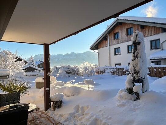 Alpenpanorama, 2 TG-Plätze und 1 Aussenstellplatz inklusive ! EG-Wohnung mit Sonnenterrasse und großem Garten