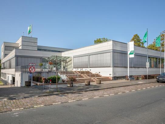 Helle Büroflächen in zentraler Lage von Duisburg | hauseigene Kantine | viele Stellplätze