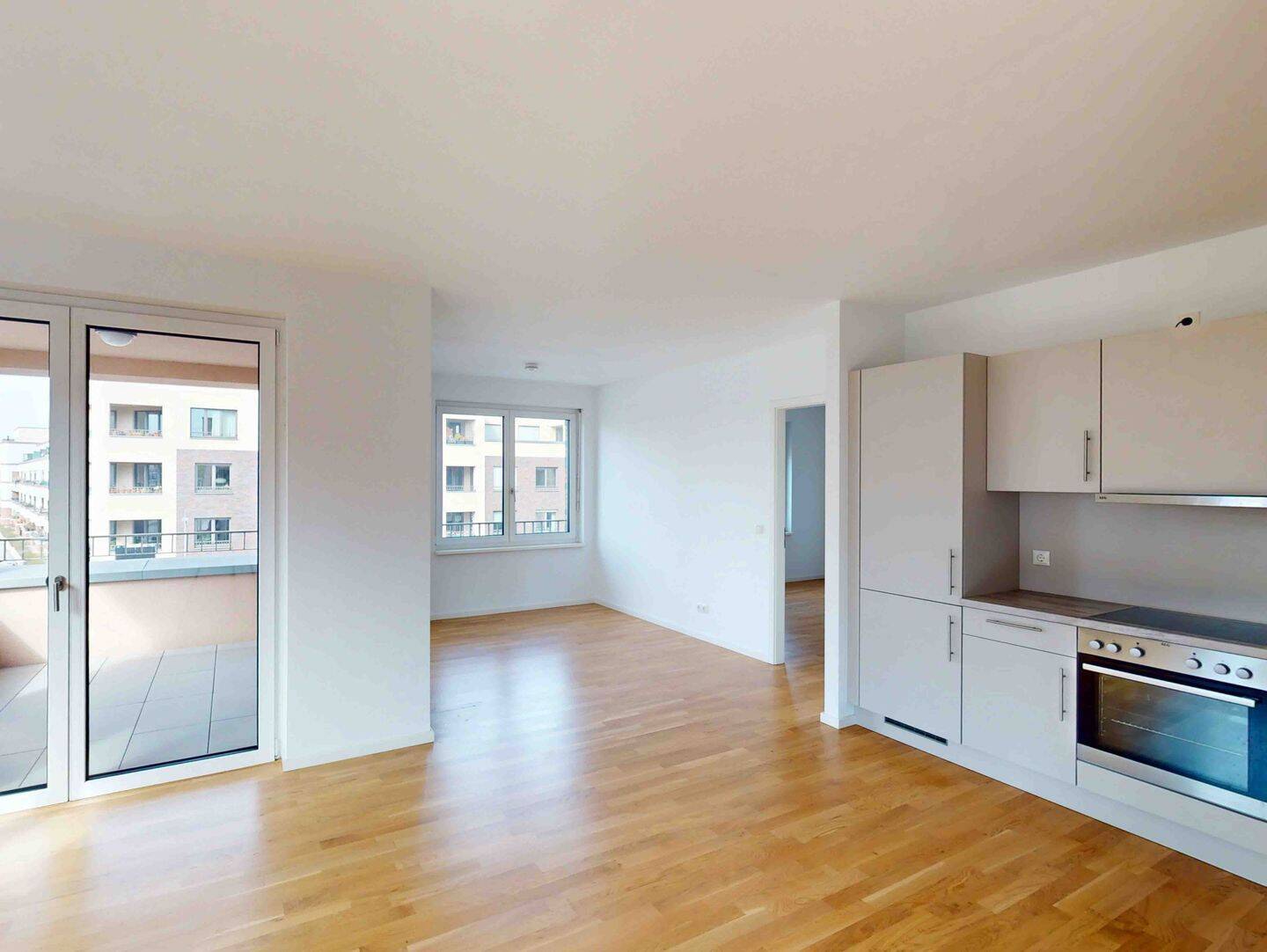 Gemütliche 3 Zimmer mit Balkon und Einbauküche - Foto 1
