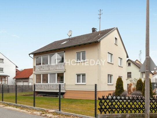 Bezugsfrei! Charmantes Mehrfamilienhaus mit 2 Wohneinheiten, Garage und Garten in Schlüsselfeld