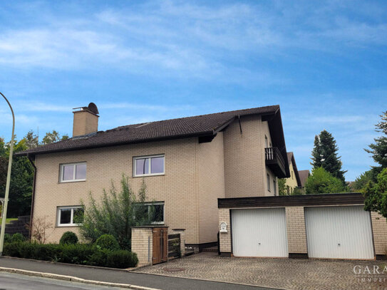 Exklusives Architektenhaus mit Großzügigkeit und Stil!