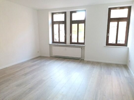 !! Neues Laminat, 2-Zimmer in Chemnitz / Gablenz !!