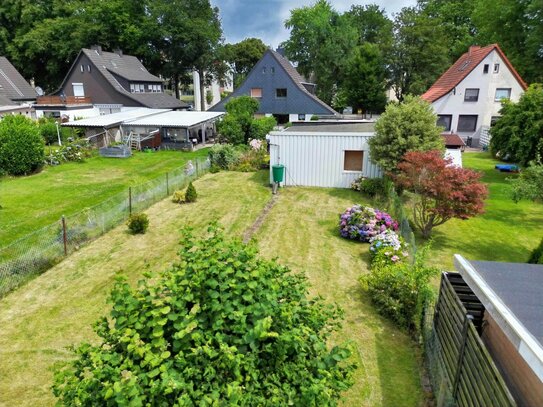 Gemütliche Doppelhaushälfte mit viel Grün sucht...