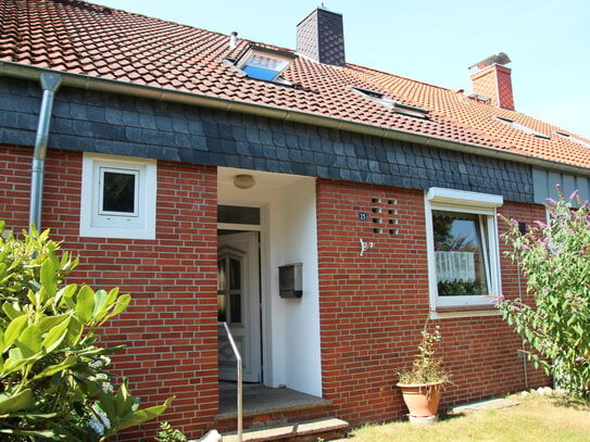 TOLLES REIHENMITTELHAUS MIT VOLLKELLER UND GARAGE