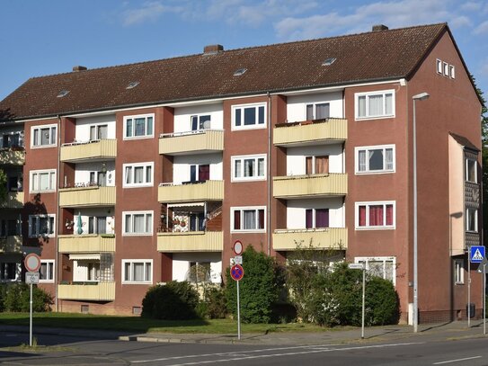 2-Zimmer-Wohnung mit Balkon // 2.OG rechts