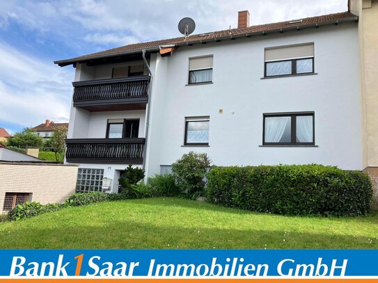 Gepflegtes Einfamilienhaus mit Garten und Garage in Oberlinxweiler