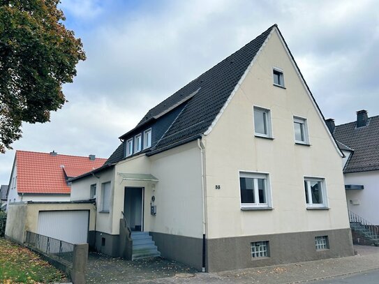 Erschwingliche Immobilie für die Familie! Ein-/Zweifamilienhaus mit Vollkeller und Garage in Warstein!