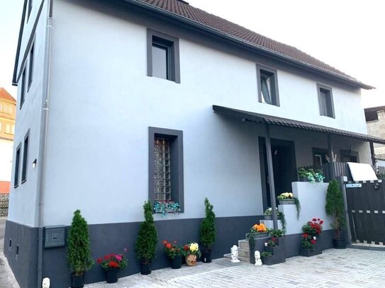 Willkommen in Ihrem Traumhaus - Perfekt modernisiertes Einfamilienhaus aus der Jahrhundertwende