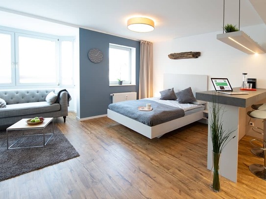 Düsseldorf City Innenstadt: Klimatisiertes Urban Business Apartment mit eigenem Stellplatz