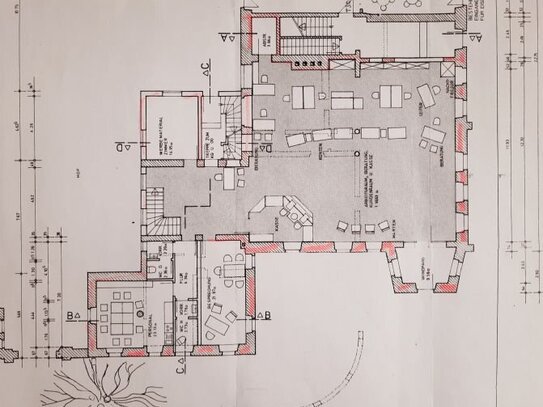 Exklusive Gewerbeimmobilie für Büro oder Praxis in bester Lage mit 320m² am Schlörplatz in Weiden zu vermieten