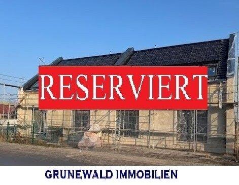 RESERVIERT! Erstbezug nach Neubau! Moderne Doppelhaushälfte mit 2 Stellplätzen.