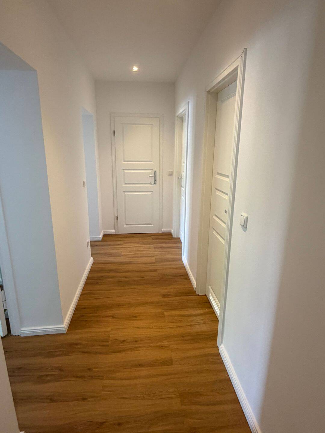 Moderne kernsanierte Wohnung im Herzen Kreuzbergs zu vermieten - Foto 1